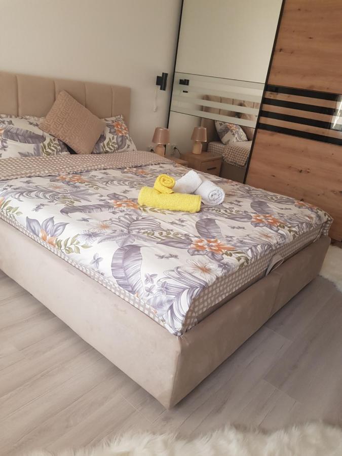 City Diamond Apartment Скоп'є Екстер'єр фото